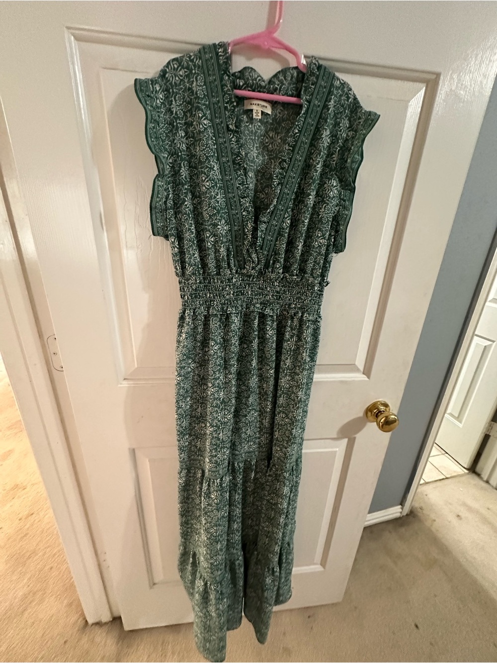 Max Studio Green Smocked Fit and Flare maxi dress size small women’s